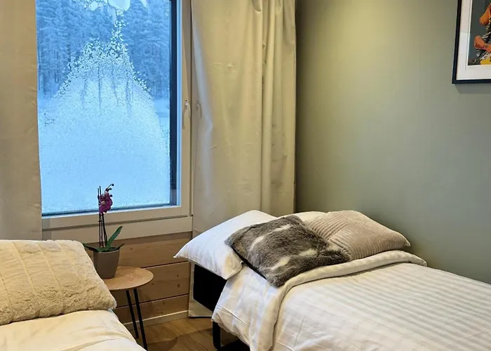 Arctic Luxury Log House With The River View Huvilat Rovaniemi