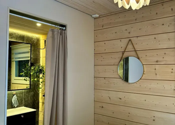 Arctic Luxury Log House With The River View * Rovaniemi